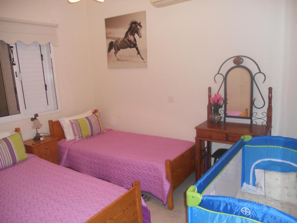 Sirena Sunrise Prestige Apartments Paphos Bagian luar foto